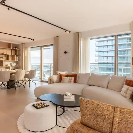 Apartment Deluxe 3br With Spectacular Views *