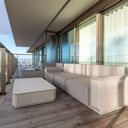 Deluxe 3br With Spectacular Views *