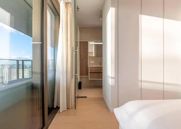 Apartment Deluxe 3br With Spectacular Views